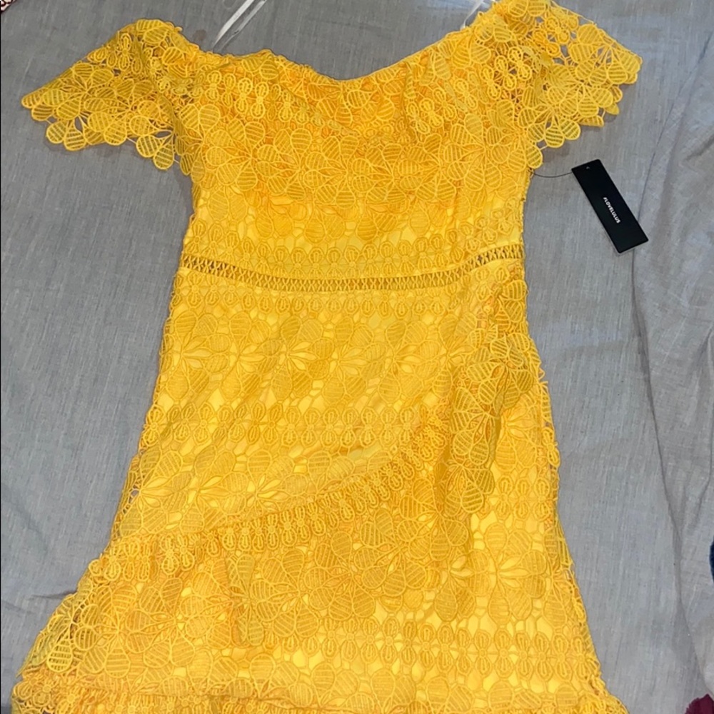 Ladies lulus dress